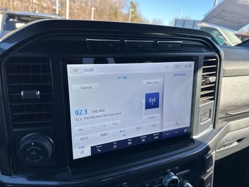 Used 2022 Ford F150 XLT w/ Equipment Group 302A High image 26