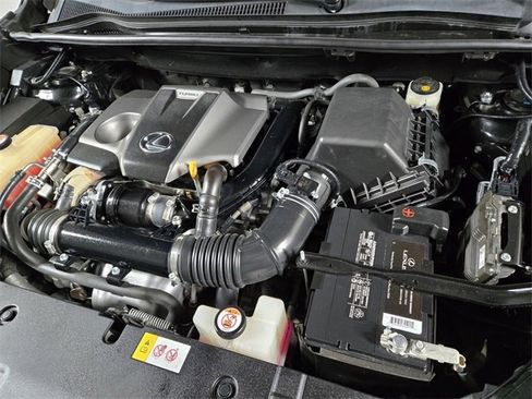 Used 2018 Lexus NX 300 FWD image 26