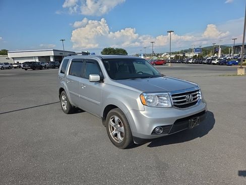 Used 2014 Honda Pilot EX image 5