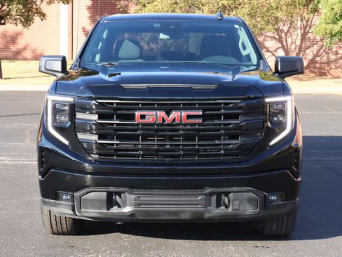 Used 2024 GMC Sierra 1500 Elevation image 26