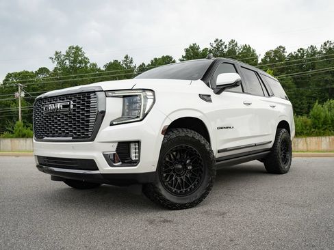 Used 2024 GMC Yukon Denali Ultimate AWD/4WD image 5