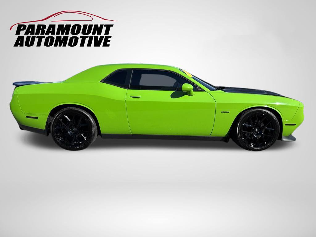 Used 2017 Dodge Challenger R/T w/ Cold Weather Group RWD image 8