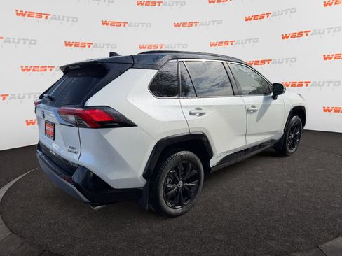 Used 2022 Toyota RAV4 XSE w/ XSE Grade Weather Package AWD/4WD image 5