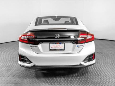 Used 2018 Honda Clarity Touring image 5