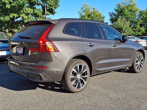 Used 2024 Volvo XC60 B5 Plus w/ Climate Package AWD/4WD image 6