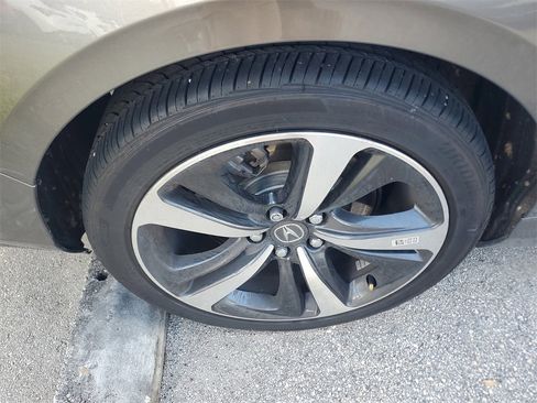 Used 2024 Acura TLX w/ Technology Package image 10