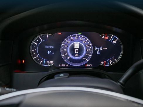 Used 2018 Cadillac Escalade 2WD image 28