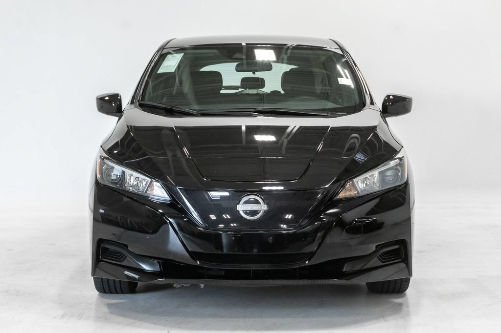 Used 2025 Nissan Leaf S FWD image 5