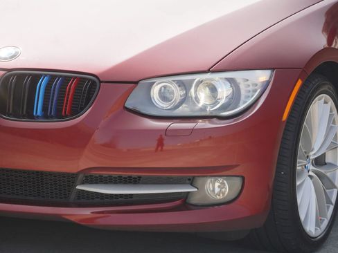 Used 2011 BMW 335i 335i Convertible 2D image 15