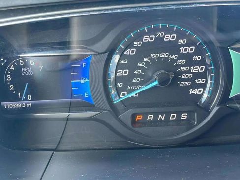 Used 2015 Ford Taurus SEL w/ Equipment Group 201A image 36