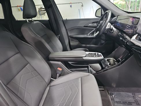 Used 2023 BMW X1 xDrive28i w/ Convenience Package AWD/4WD image 10
