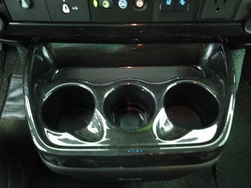 Used 2020 Chevrolet Express 2500 Extended w/ Enhanced Convenience Package image 29