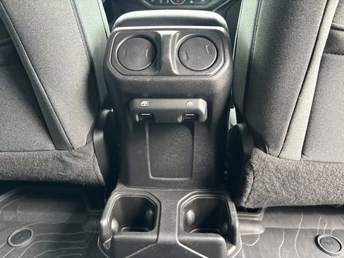 Used 2024 Jeep Wrangler Unlimited Sport AWD/4WD image 44