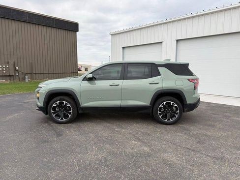 Used 2026 Chevrolet Equinox LT w/ Convenience Package II image 9