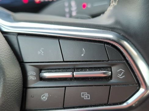 Used 2025 Chevrolet Traverse LT AWD/4WD image 30