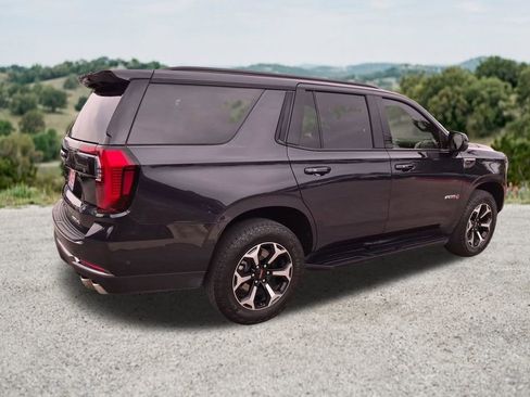 Certified 2025 GMC Yukon AT4 w/ Premium Trailering Package AWD/4WD image 10