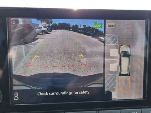 Used 2026 Nissan Rogue SV AWD/4WD image 9
