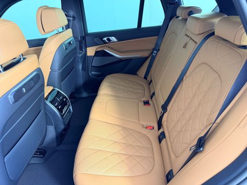 New 2026 BMW X5 xDrive50e AWD/4WD image 23