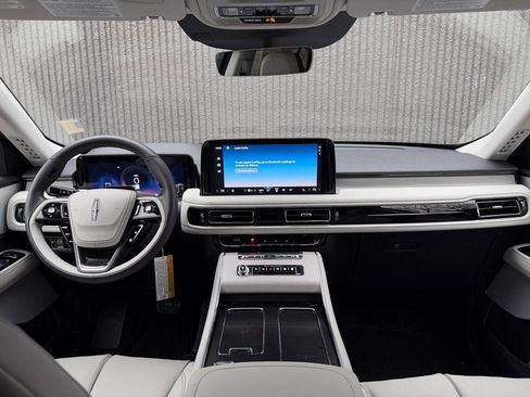 New 2026 Lincoln Aviator Reserve w/ Luxury Package image 53