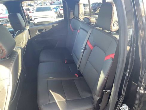 Certified 2024 Chevrolet Colorado Z71 w/ Z71 Convenience Package 2 image 25