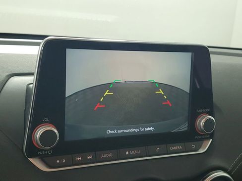 Used 2024 Nissan Sentra SV w/ All-Weather Package image 17