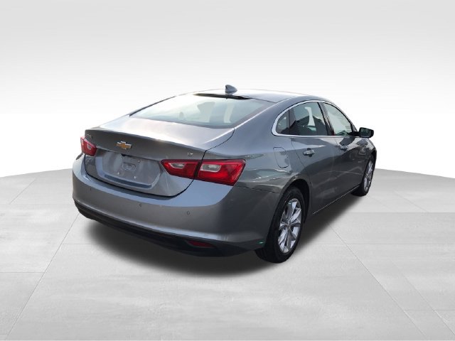 Used 2024 Chevrolet Malibu LT FWD image 2