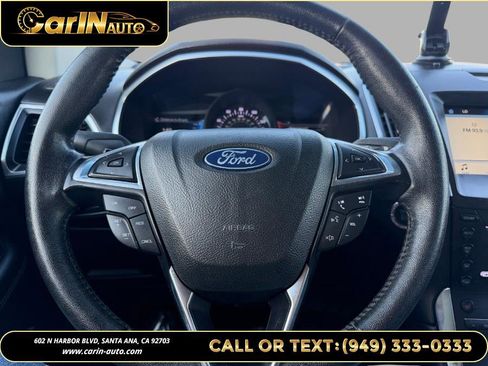 Used 2018 Ford Edge Titanium image 14