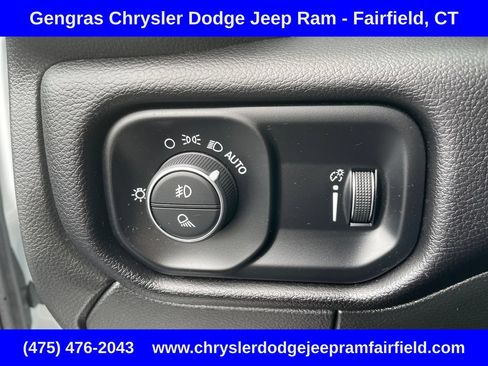 Certified 2024 RAM 2500 Big Horn AWD/4WD image 38