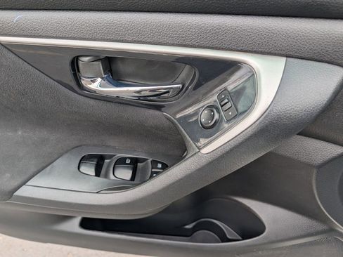 Used 2014 Nissan Altima 2.5 S image 23