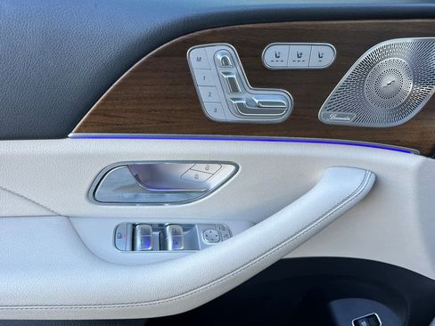 Certified 2022 Mercedes-Benz GLS 580 4MATIC image 10