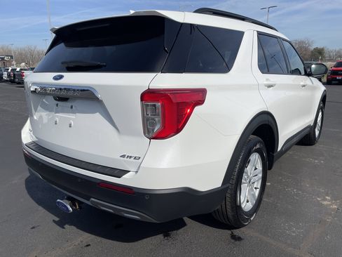 Used 2023 Ford Explorer XLT w/ Equipment Group 202A image 5