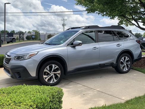 Used 2021 Subaru Outback Limited w/ Popular Package #2 AWD/4WD image 5