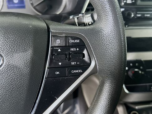 Used 2017 Hyundai Sonata SE image 15