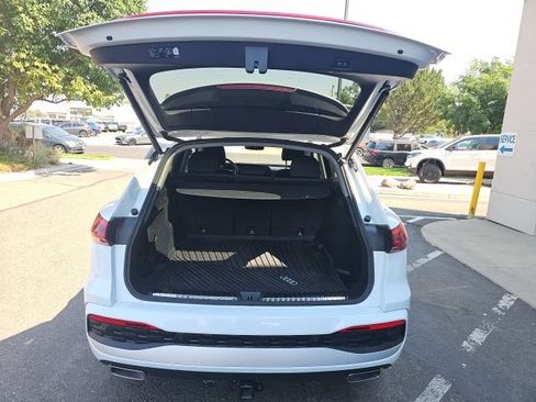 Used 2025 Audi Q5 Premium Plus AWD/4WD image 7