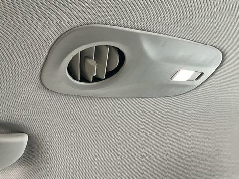 Used 2023 Nissan Frontier SV w/ Tow Package image 37