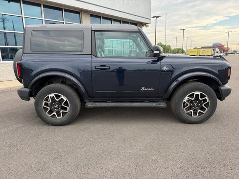 Used 2021 Ford Bronco Outer Banks AWD/4WD image 4