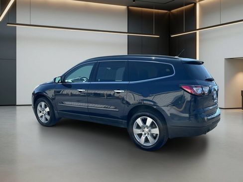 Used 2015 Chevrolet Traverse LTZ FWD image 3