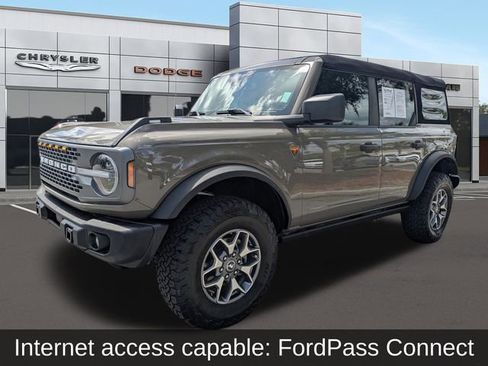 Used 2025 Ford Bronco Badlands AWD/4WD image 8