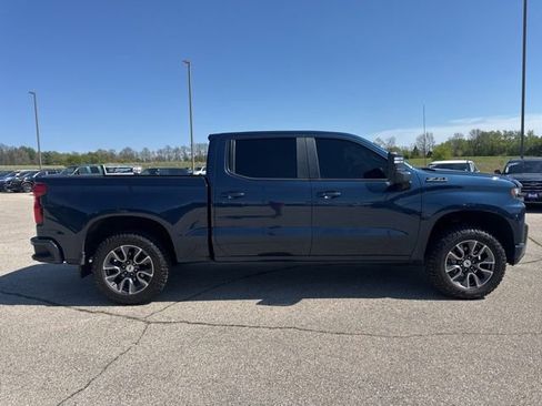 Used 2020 Chevrolet Silverado 1500 RST AWD/4WD image 2