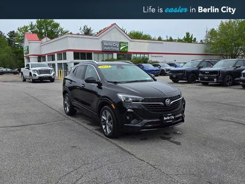 Used 2023 Buick Encore GX Essence w/ Sport Touring Package AWD/4WD image 1