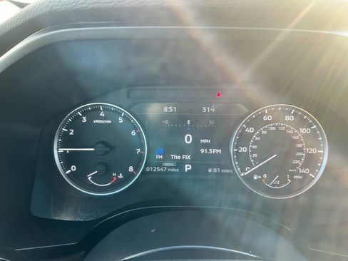 Used 2023 Mitsubishi Outlander SE image 19