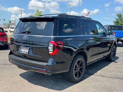 Certified 2023 Ford Expedition Limited AWD/4WD image 5