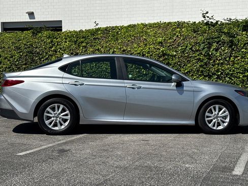 Used 2025 Toyota Camry LE FWD image 3