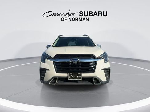 Used 2023 Subaru Ascent Touring AWD/4WD image 4