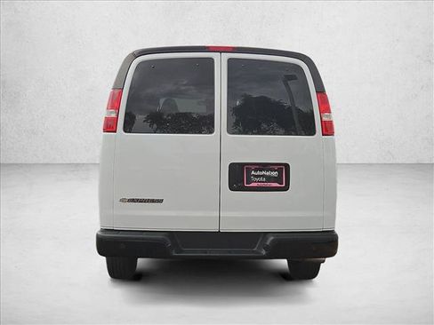 Used 2023 Chevrolet Express 3500 LS RWD image 7