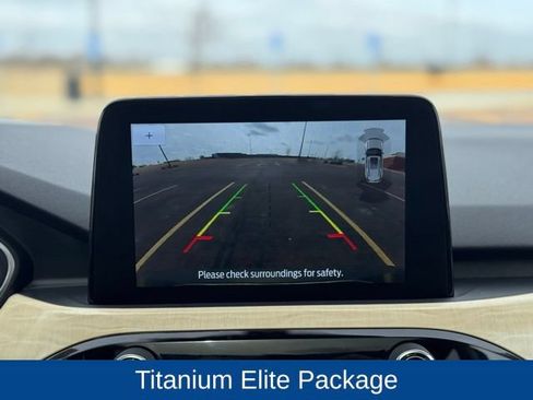 Used 2022 Ford Escape Titanium w/ Titanium Elite Package AWD/4WD image 23