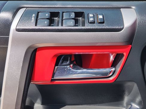 Used 2021 Toyota 4Runner SR5 Premium AWD/4WD image 28