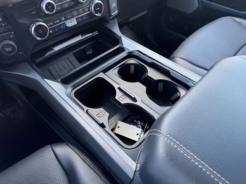 Used 2024 Ford F250 Lariat image 40