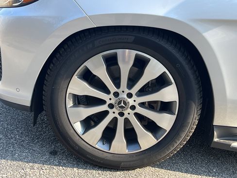 Used 2018 Mercedes-Benz GLS 450 4MATIC image 35