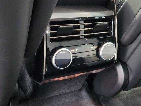 New 2025 Land Rover Range Rover Sport Dynamic SE image 30